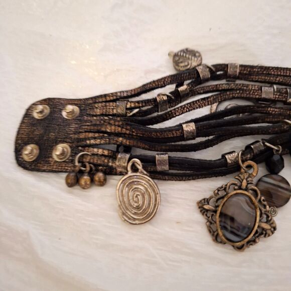 A Woman's Leather Cuff Bracelet Charms Steampunk Strappy Grunge Streetwear - Picture 4 of 11